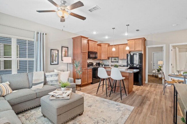 Building Photo - 2215 Del Carmel Way