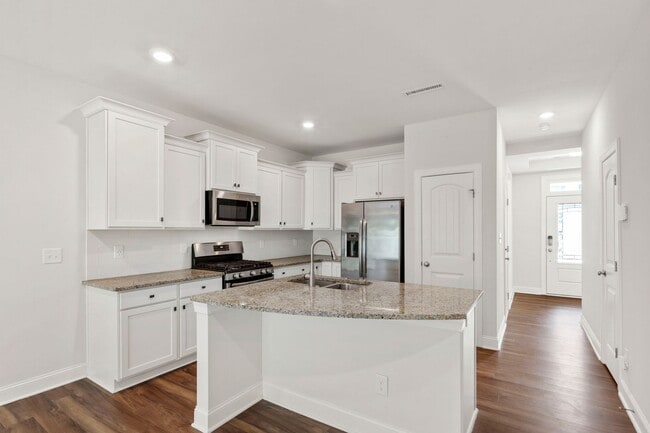 Building Photo - Beautifully Kept 2-Bedroom Townhome in Dur...