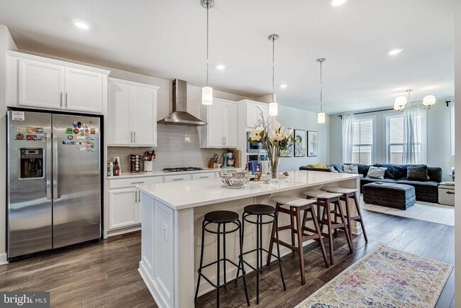 Building Photo - 2335 Water Promenade Ave