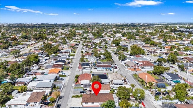 Building Photo - 361 E 39th St