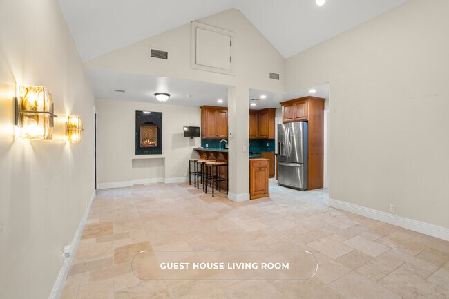 Building Photo - 3243 Calle De Debesa