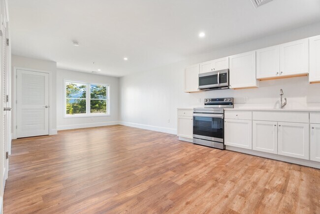 Building Photo - 21 Paul Francis Way