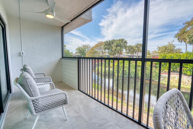 Building Photo - 600 Neapolitan Way