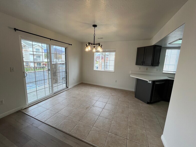 Kitchen - 1063 W 1360 S