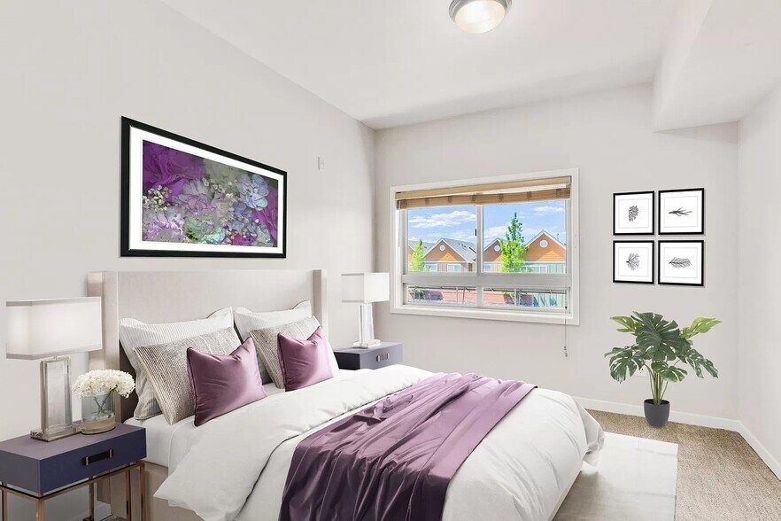 Building Photo - 1127 Broadway St NE