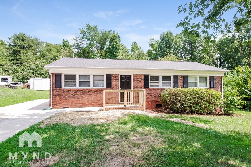Primary Photo - 3624 Somerset Dr