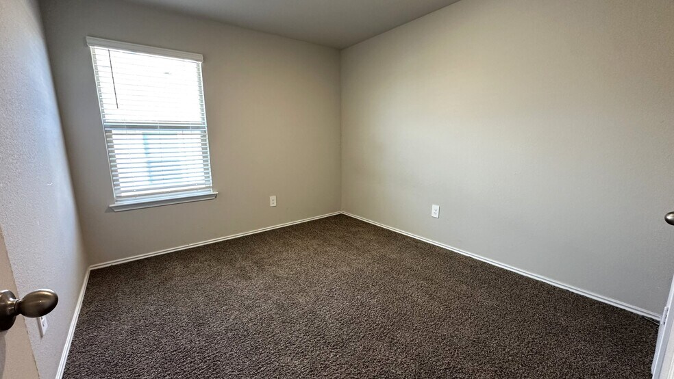 Building Photo - 2518 Merganser Dr