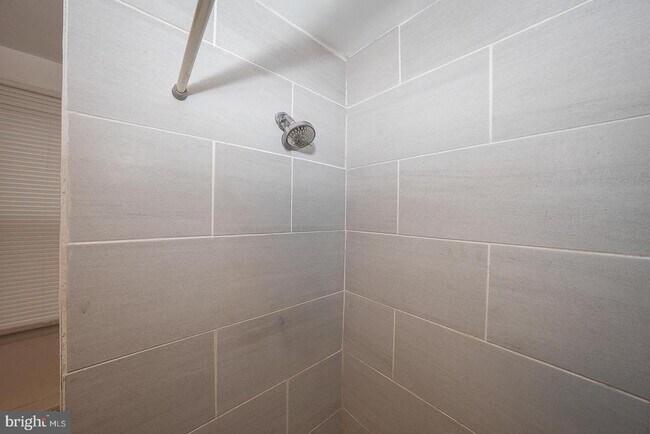 Building Photo - 2440 N 50th St