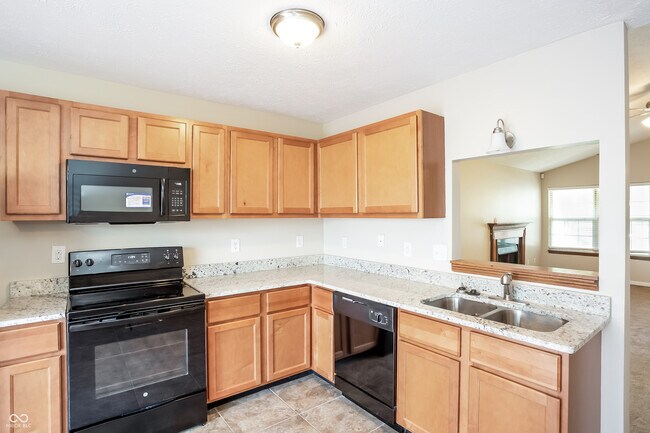 Building Photo - 2810 Braxton Dr