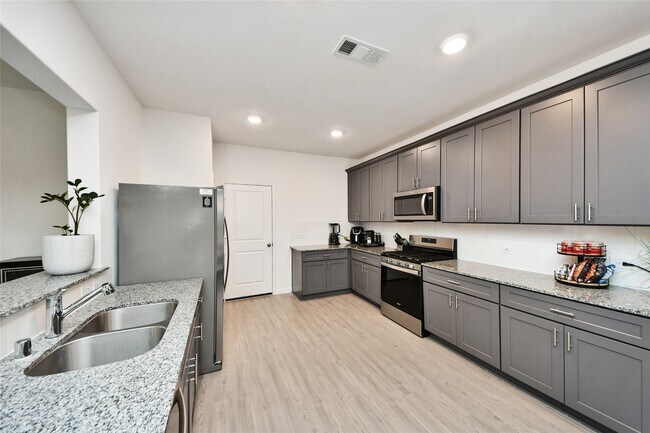 Building Photo - 26213 Brahman Dr