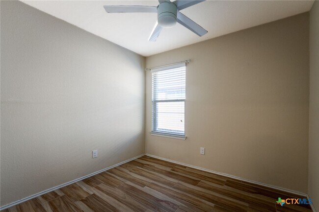 Building Photo - 1502 Shim's Blvd