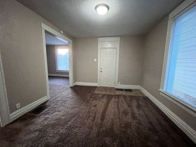 Building Photo - 3117 S Harrison St