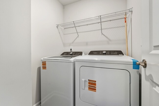 Building Photo - BRAND NEW! - 3 bed, 2.5 Bathroom End Unit Townhome - Located in The Solana Community -Durham- Ava...