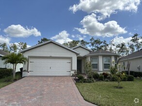 Building Photo - Large 3 Bedroom 2 Bath Home in Magnolia La...