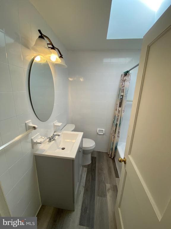 Building Photo - 338 Gusryan St