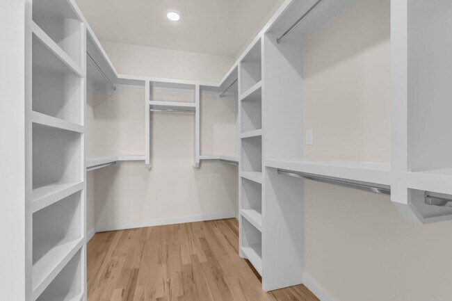 Building Photo - Amazing New Construction in North Nashville!