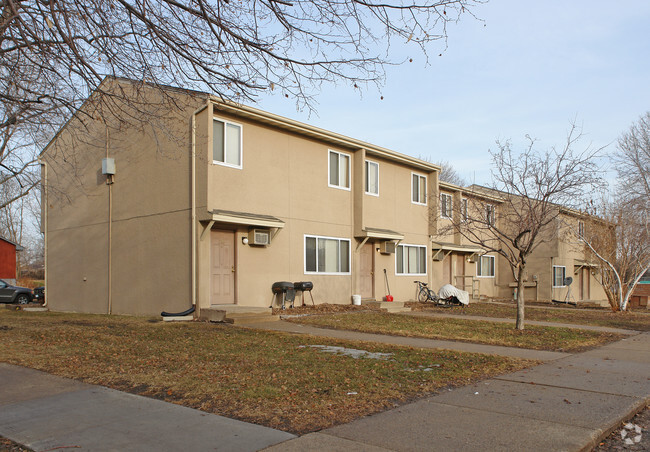 Building Photo - Lonnie Adkins Court