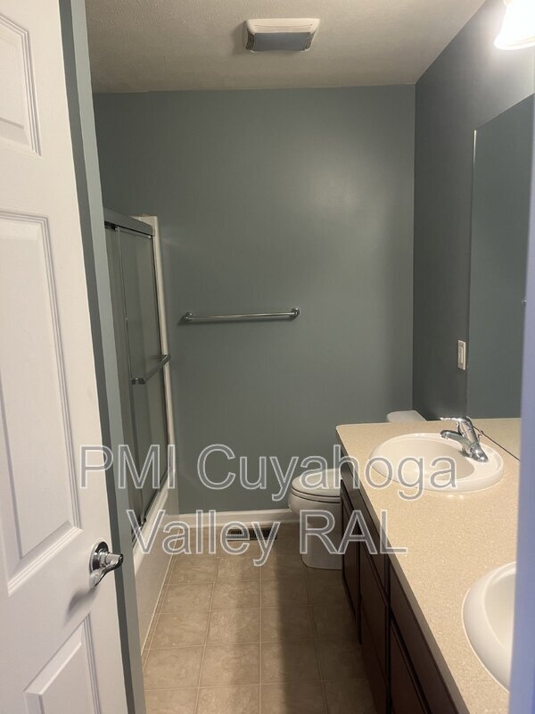 Building Photo - 4046 Gardiner Run