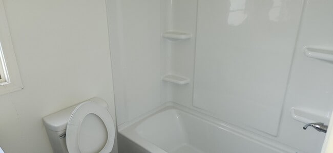 Building Photo - 205 Peninsula Rd