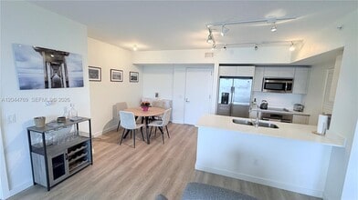 Building Photo - 4250 Biscayne Blvd