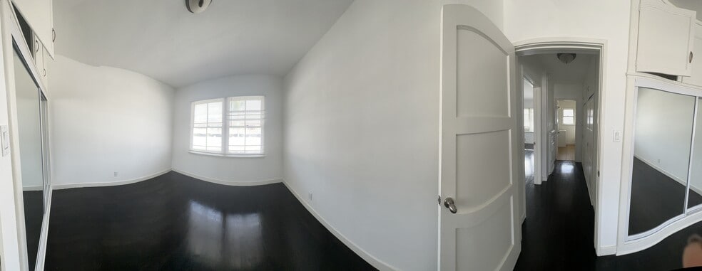 Building Photo - 2100 Delaware Ave