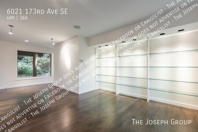 Building Photo - 6021 173rd Ave SE