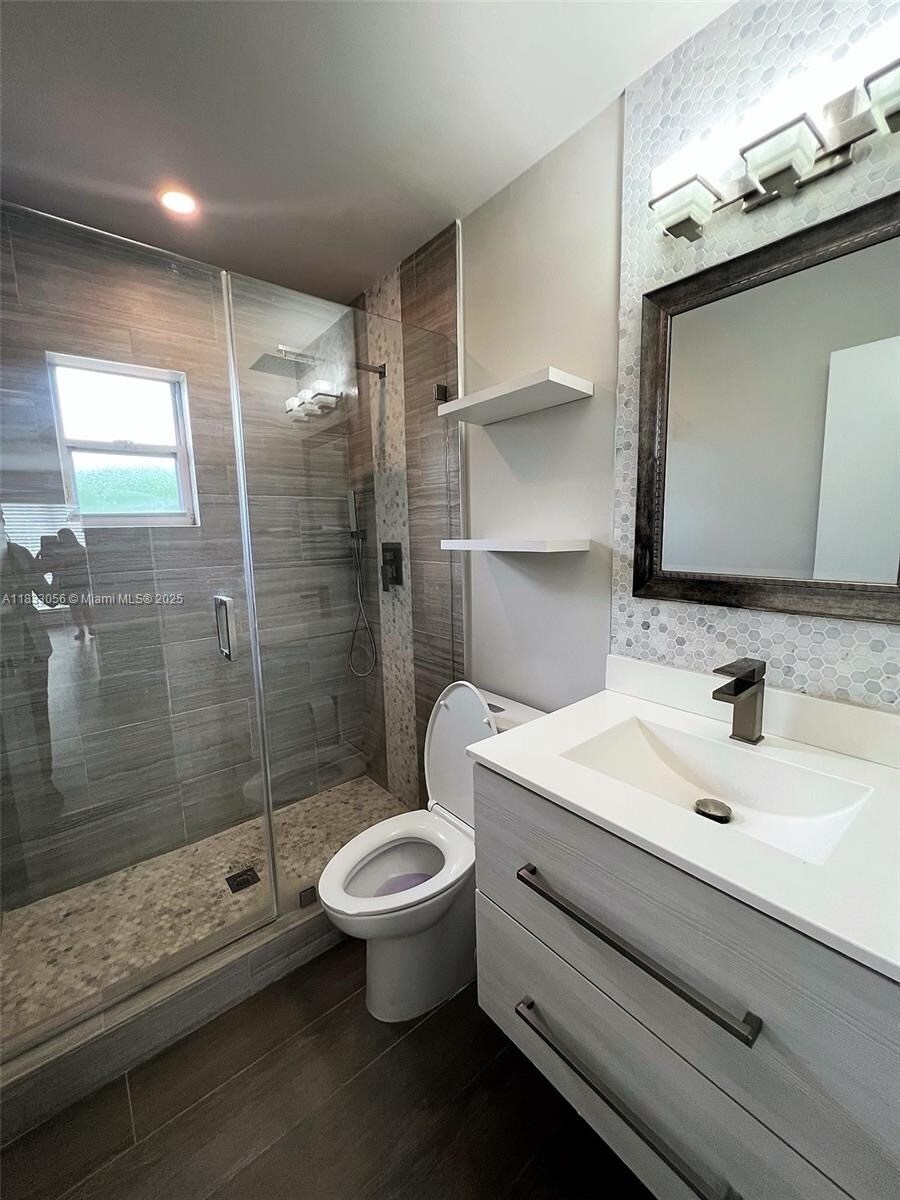 Building Photo - 10201 NW 56th St