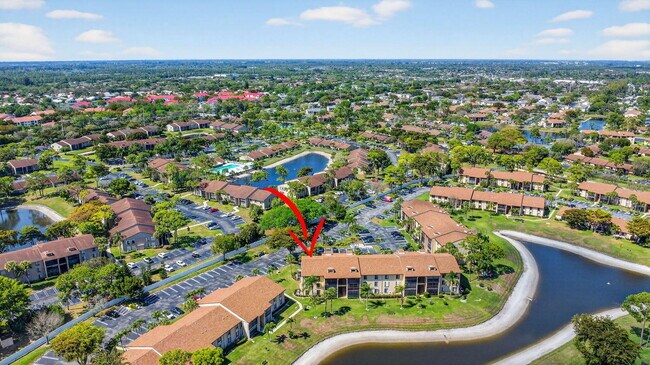 Building Photo - 812 Sky Pine Way