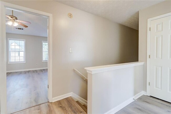 Building Photo - 2922 Greyhawk Ln