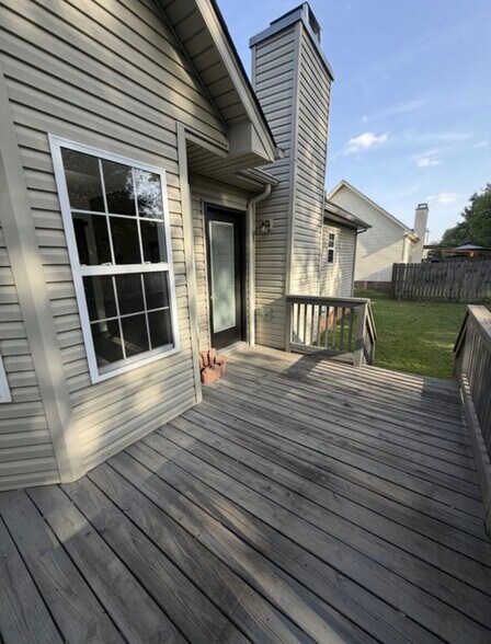 Building Photo - 3531 Sandpiper Dr
