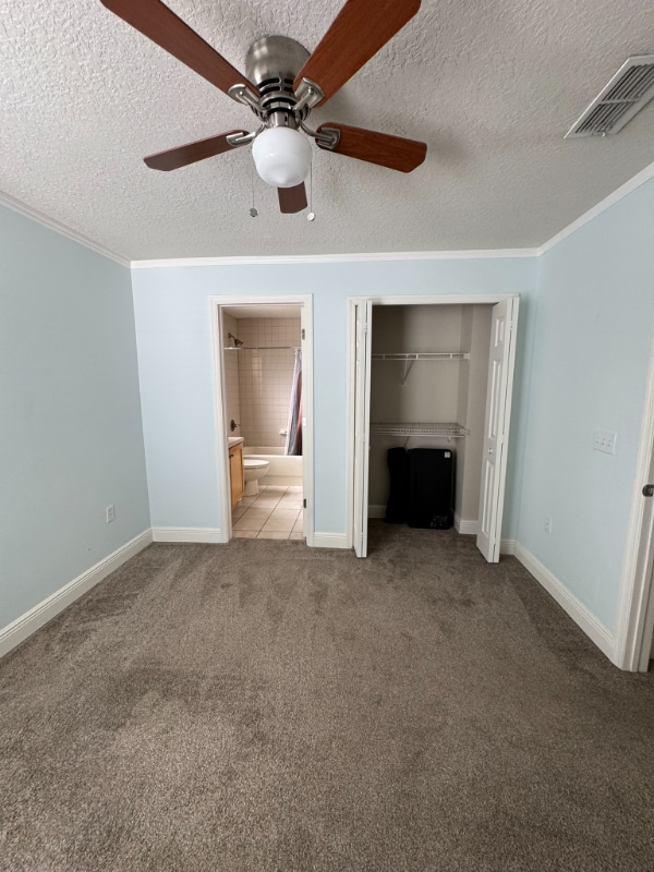 Building Photo - 2117 W Spruce St