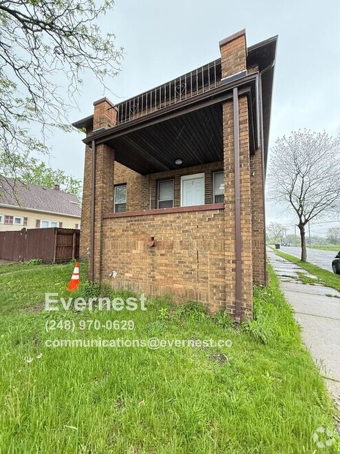 Building Photo - 5440 Milford St