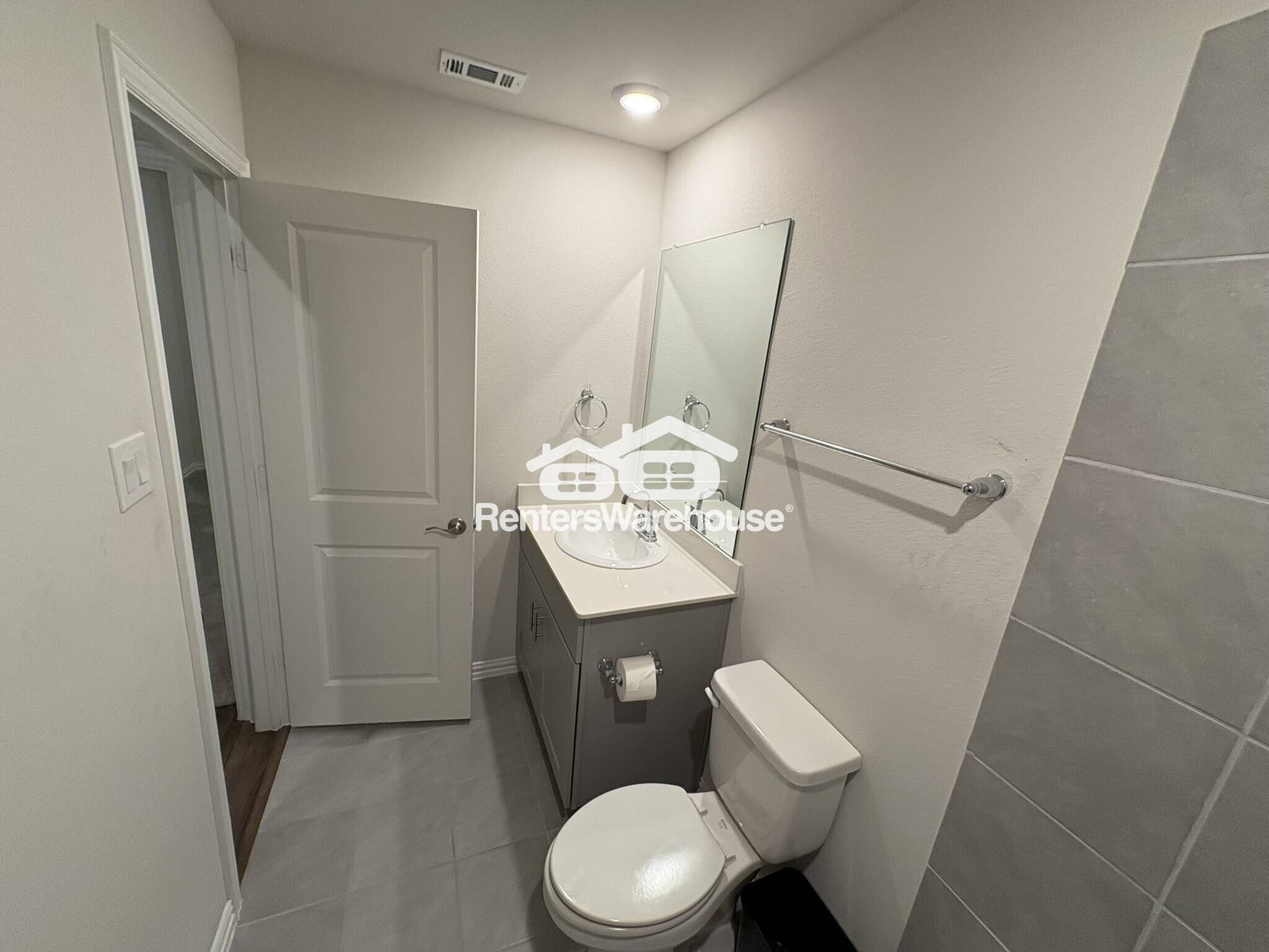 Building Photo - 11028 Elata Dr
