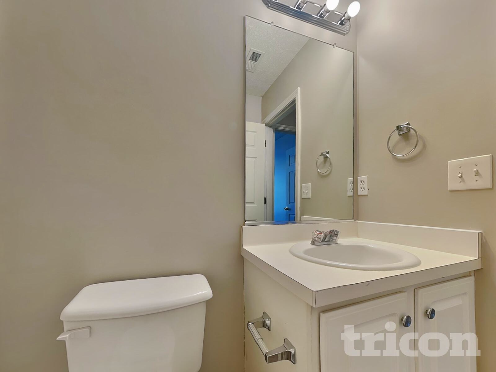 Building Photo - 5739 Newnan Cir