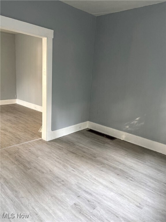 Building Photo - 1390 E 109th St