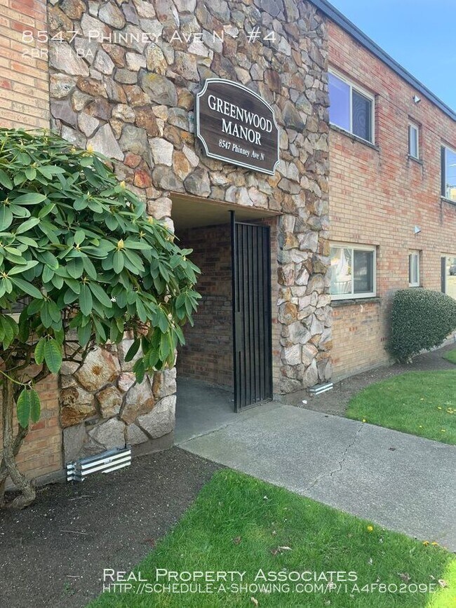 Apartment in Greenwood 8547 Phinney Ave N Seattle WA 98103