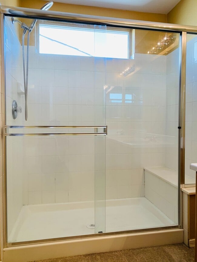 Building Photo - Beautiful Home In Rancho Sahuarita Located...