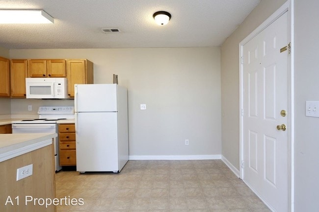 Building Photo - 3691 Claypond Rd