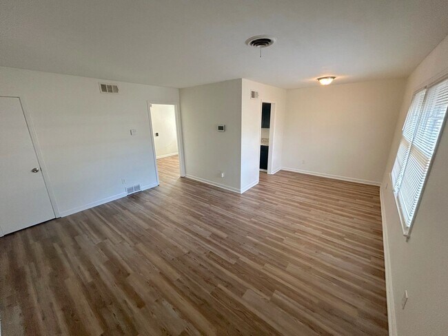 Building Photo - 5423 Bannock St