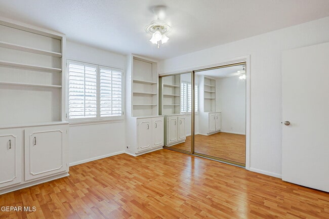 Building Photo - 252 Shadow Mountain Dr