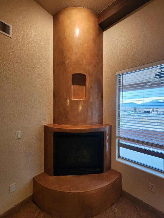 Building Photo - 2105 San Patricio Loop