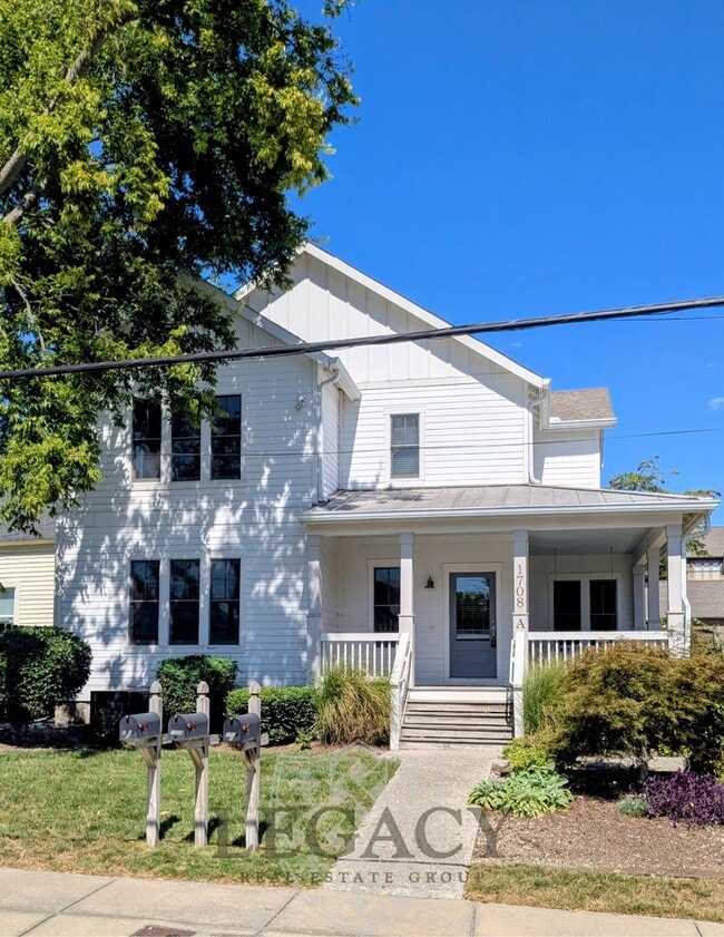 Building Photo - 1708 4th Ave N