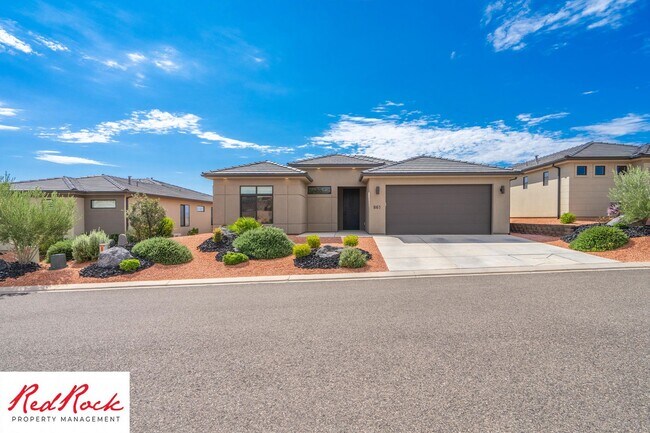 Building Photo - Modern 3 Bedroom Single-Level Home in Vill...