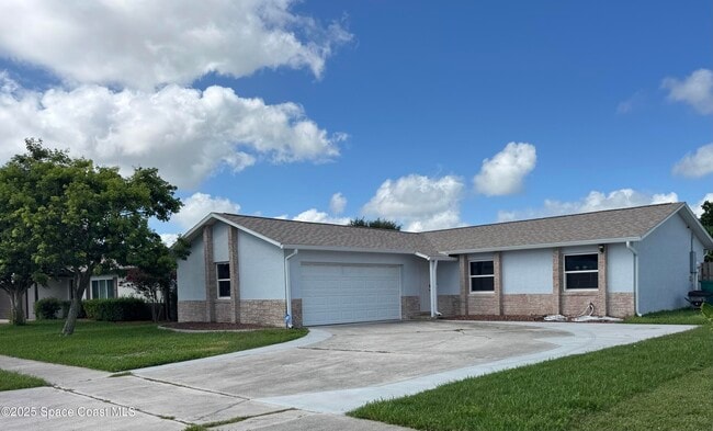 Building Photo - 2841 College View Dr