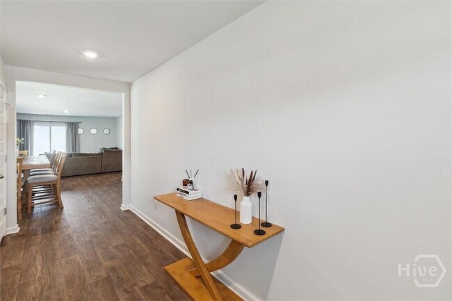 Building Photo - 448 Flat Rock Trace