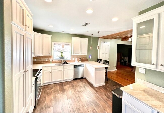 Building Photo - Co Rd 55