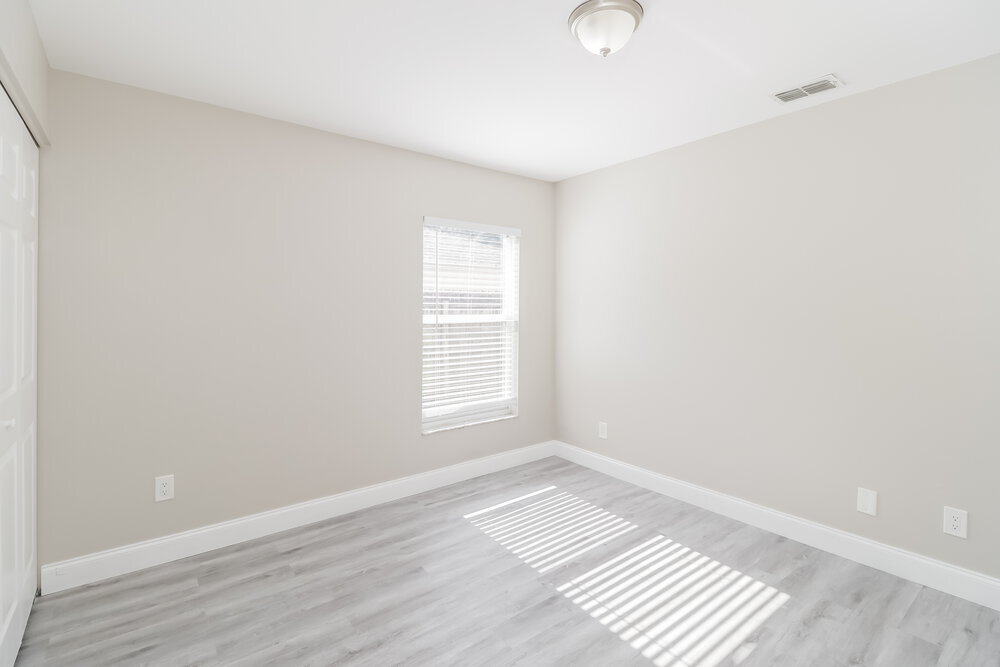 Building Photo - 10324 Ashley Oaks Dr