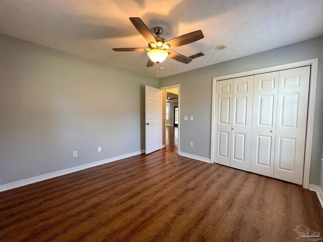 Building Photo - 7342 Wymart Rd