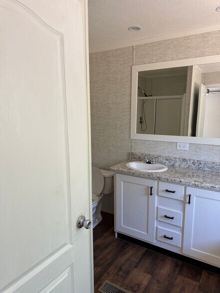 Building Photo - 12270 Venus Dr S