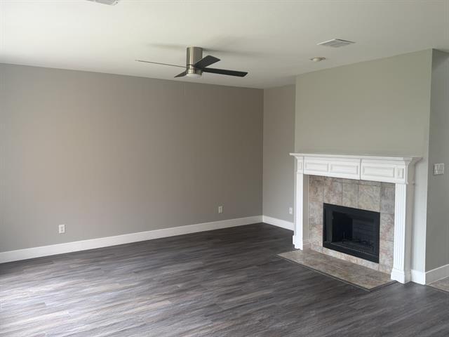 Building Photo - 6753 Cedar Cove Dr